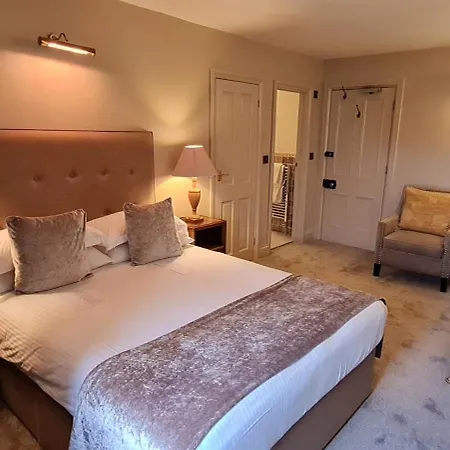 Camelot Castle Hotel 3*